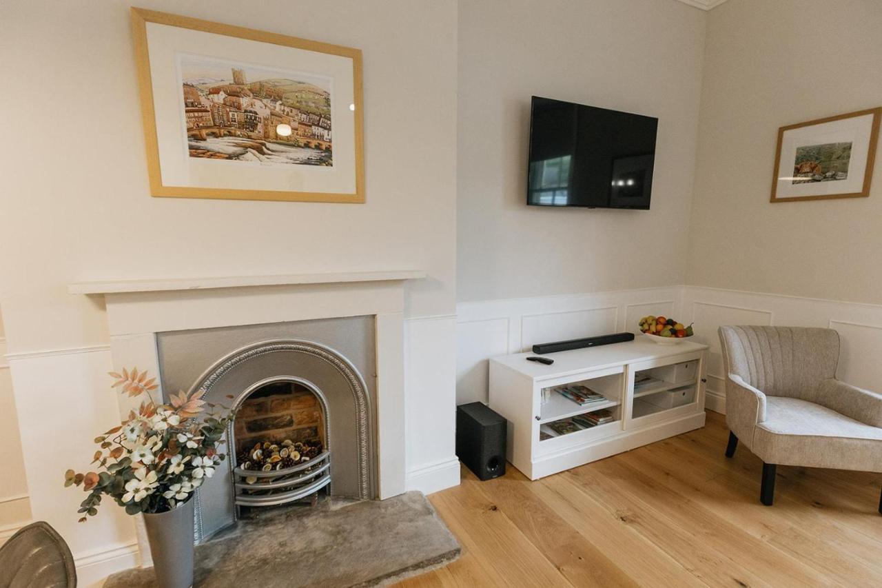 Wensleydale, Old School Rooms - Ground Floor Luxury Apartment In Richmond, North Yorkshire Richmond  Kültér fotó
