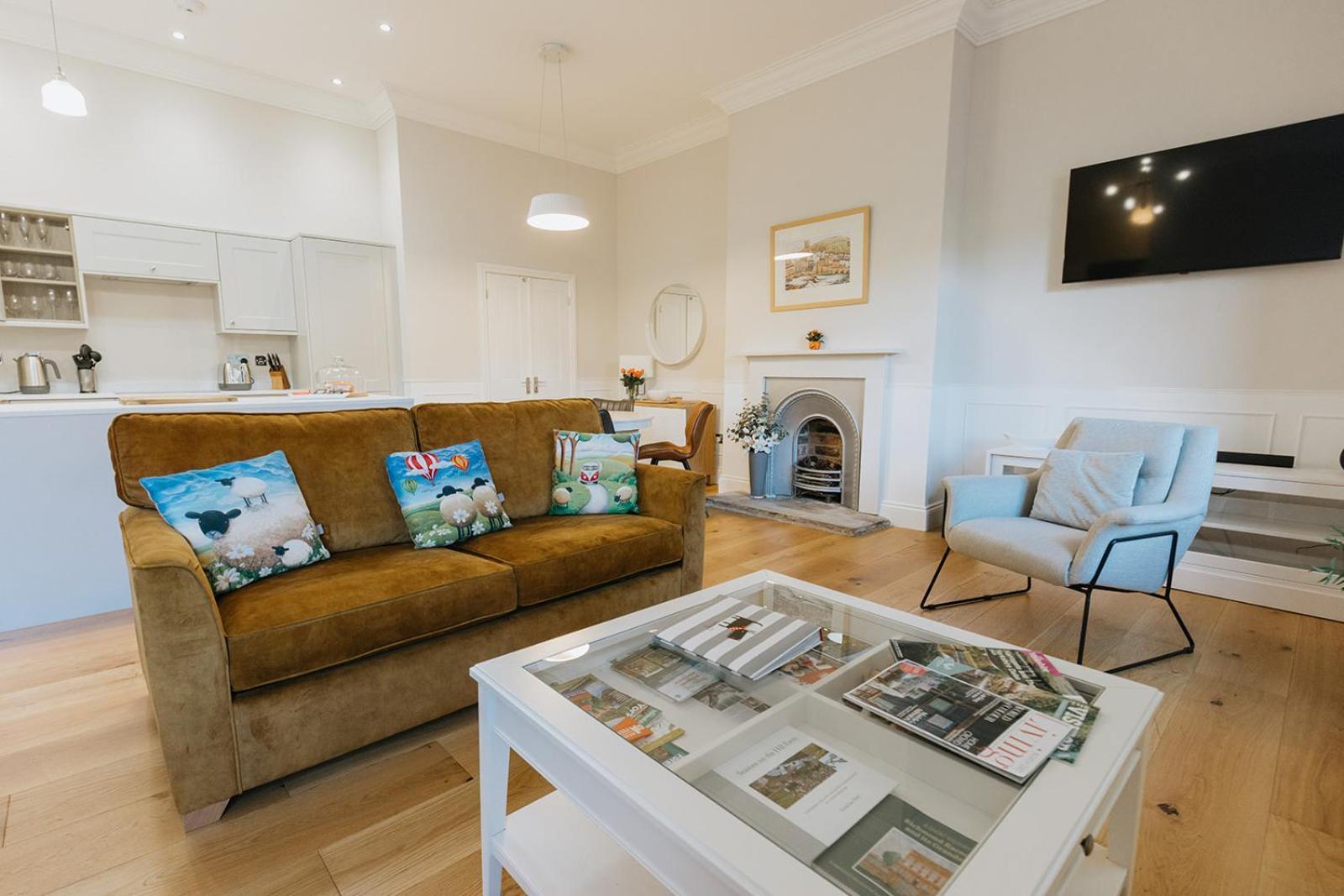 Wensleydale, Old School Rooms - Ground Floor Luxury Apartment In Richmond, North Yorkshire Richmond  Kültér fotó
